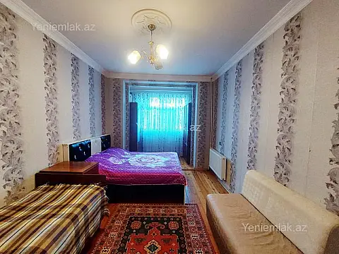 Satılır 3 otaqlı köhnə tikili 75 m²