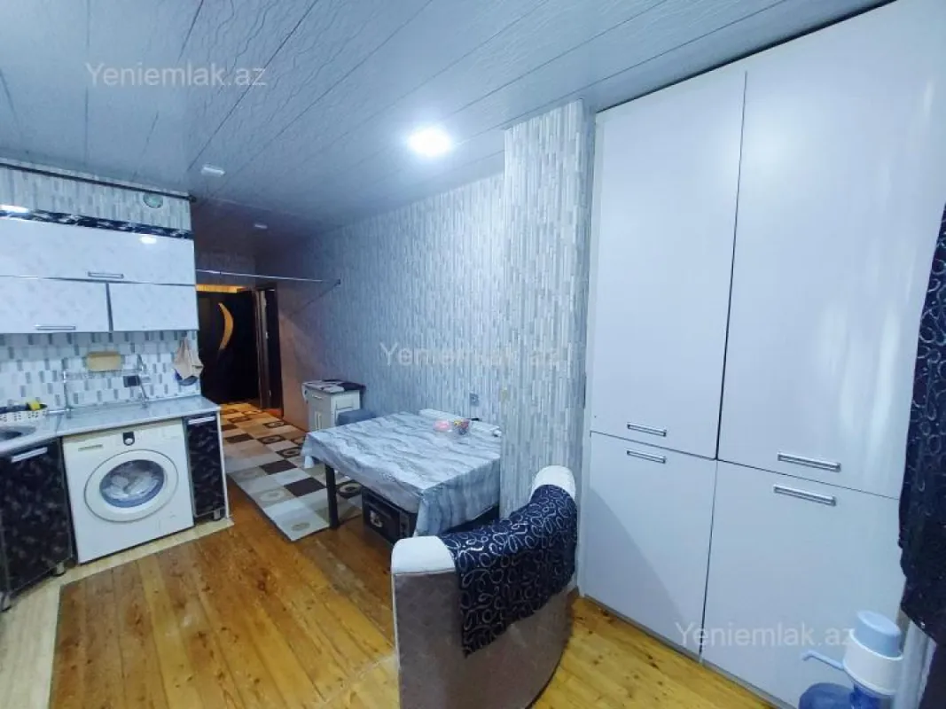 Satılır 3 otaqlı köhnə tikili 75 m²
