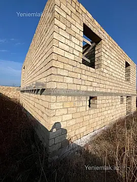 Satılır 3 otaqlı həyət evi 105 m²