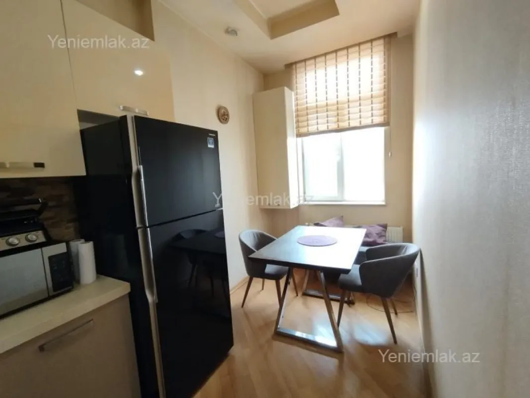 Satılır 2 otaqlı yeni tikili 90 m²