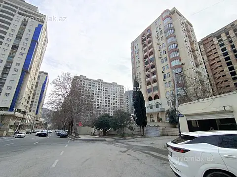 Satılır 2 otaqlı yeni tikili 90 m²