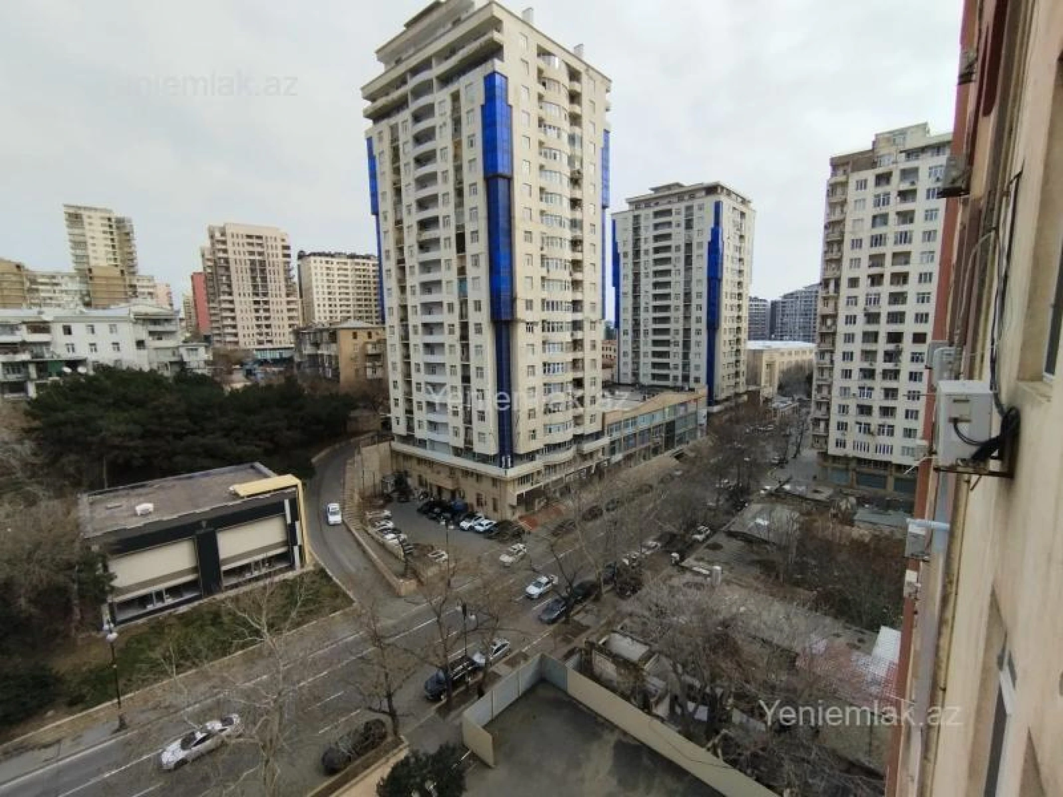 Satılır 2 otaqlı yeni tikili 90 m²