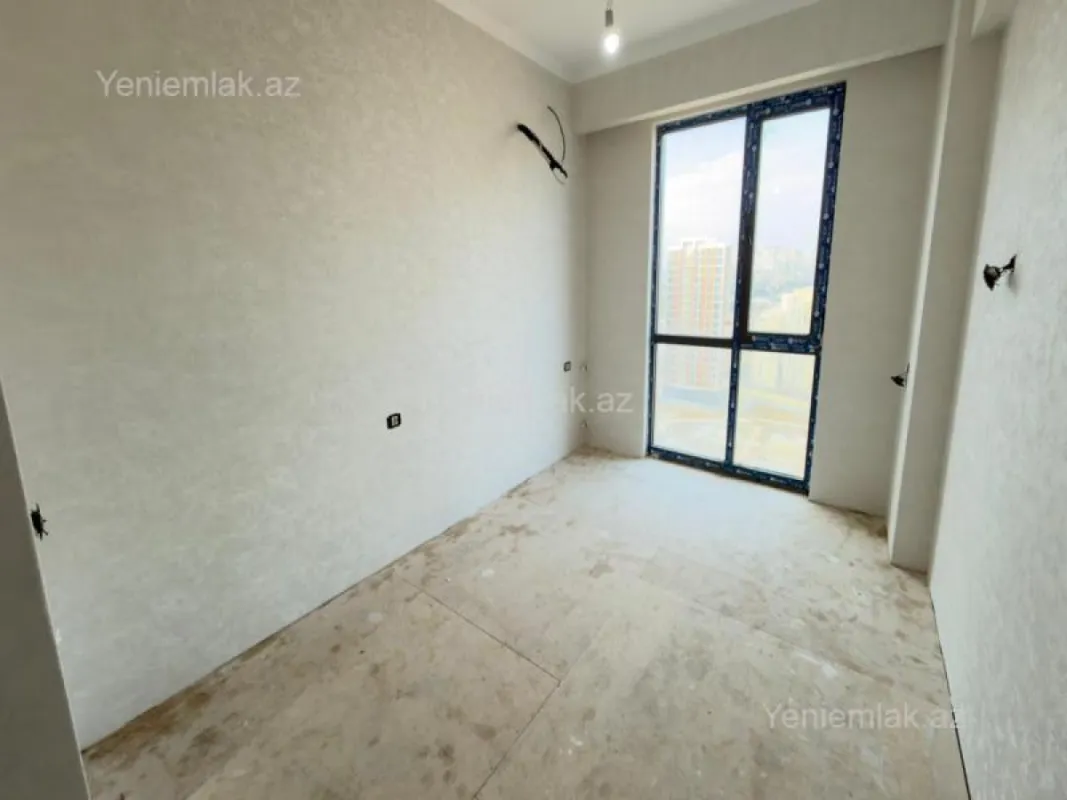 Satılır 3 otaqlı yeni tikili 86 m²