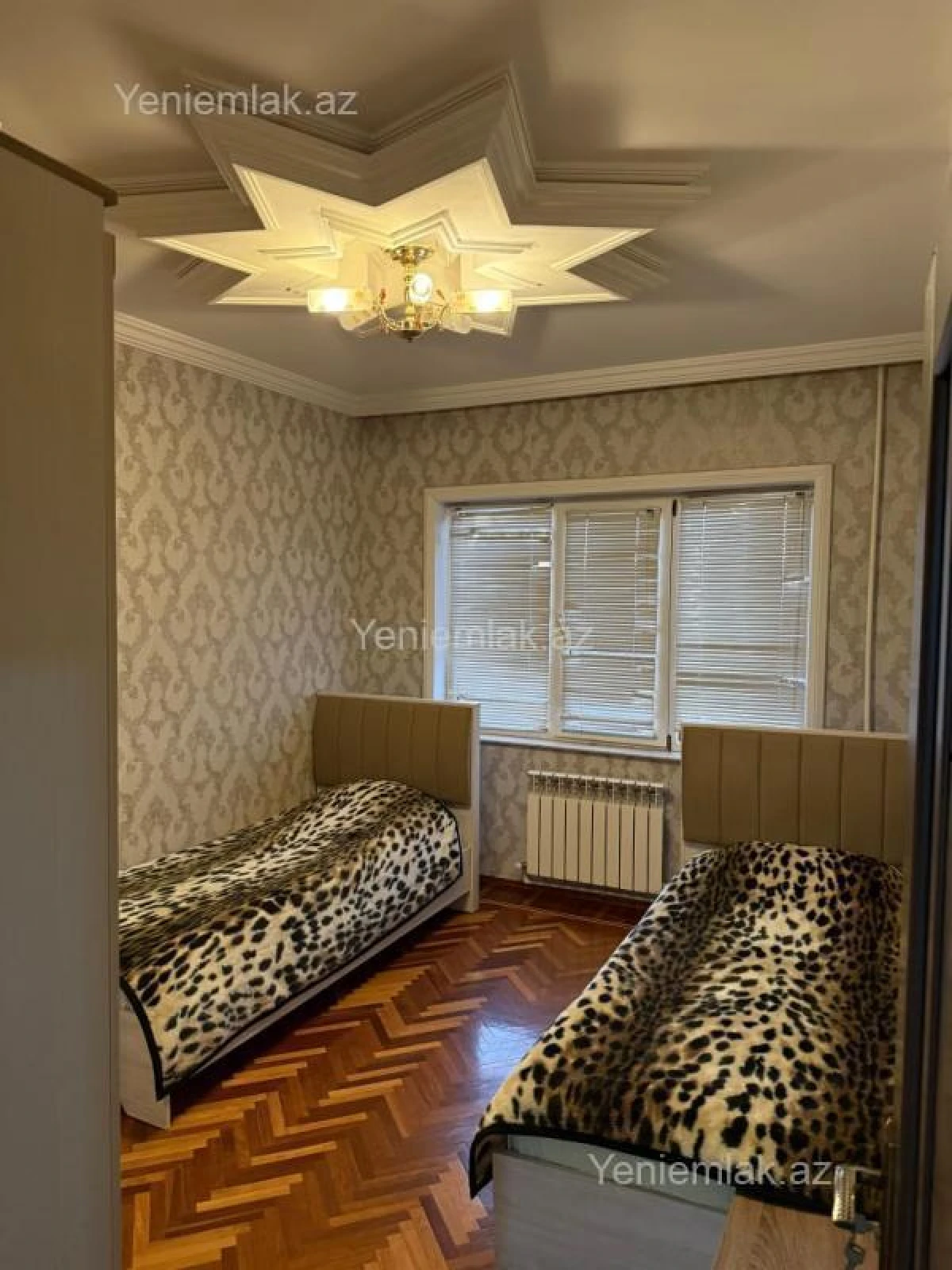 Satılır 3 otaqlı köhnə tikili 90 m²