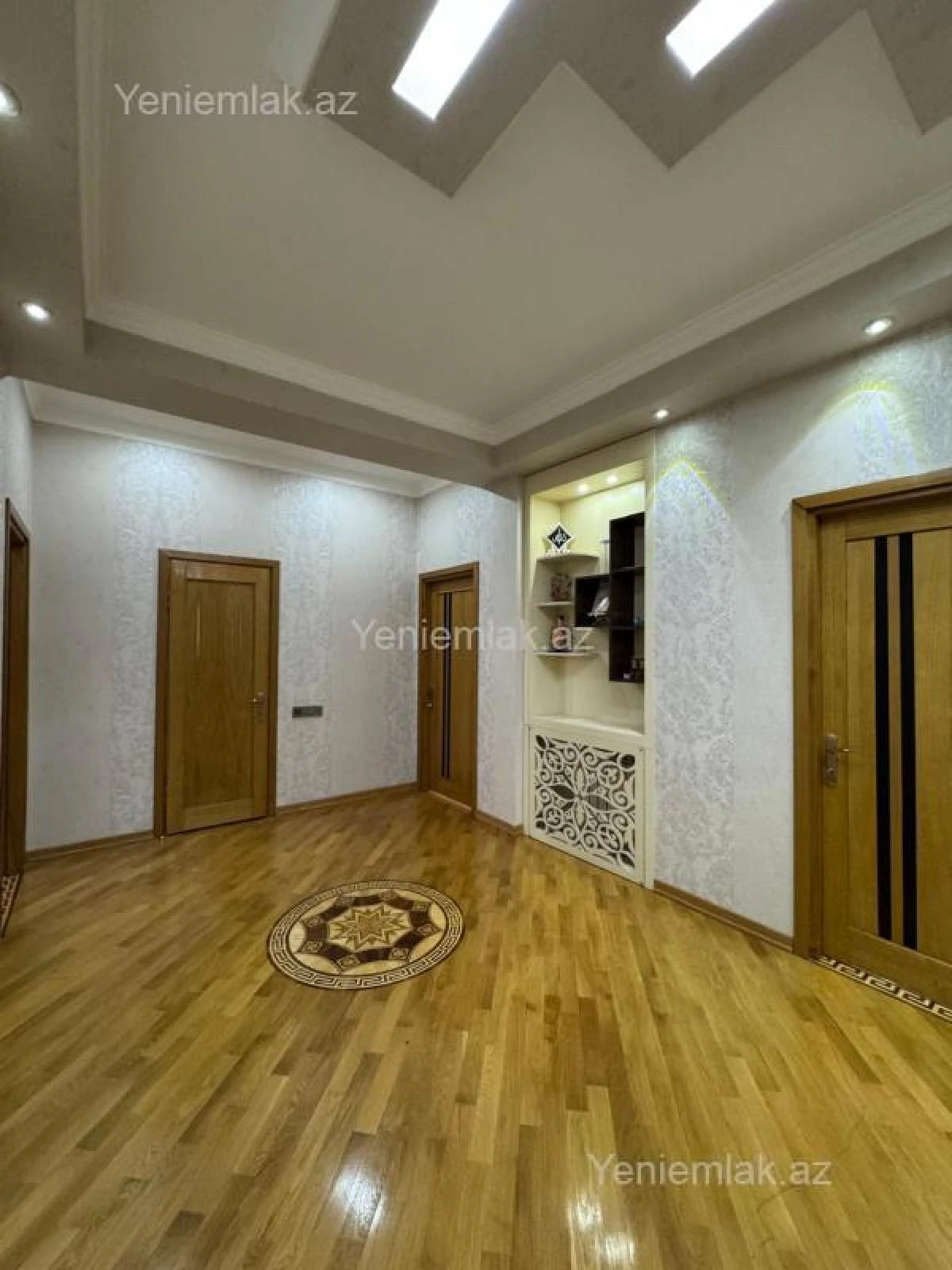 Satılır 3 otaqlı yeni tikili 147 m²