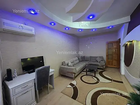 Satılır 3 otaqlı köhnə tikili 75 m²