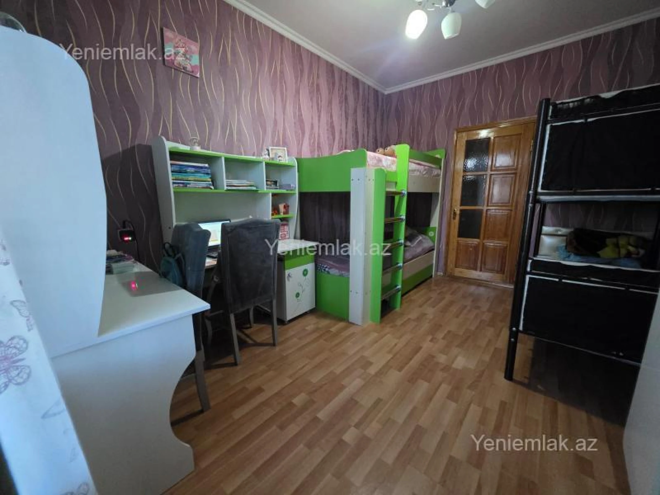 Satılır 3 otaqlı köhnə tikili 75 m²