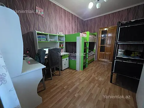 Satılır 3 otaqlı köhnə tikili 75 m²