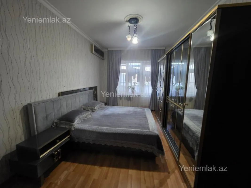 Satılır 3 otaqlı köhnə tikili 75 m²