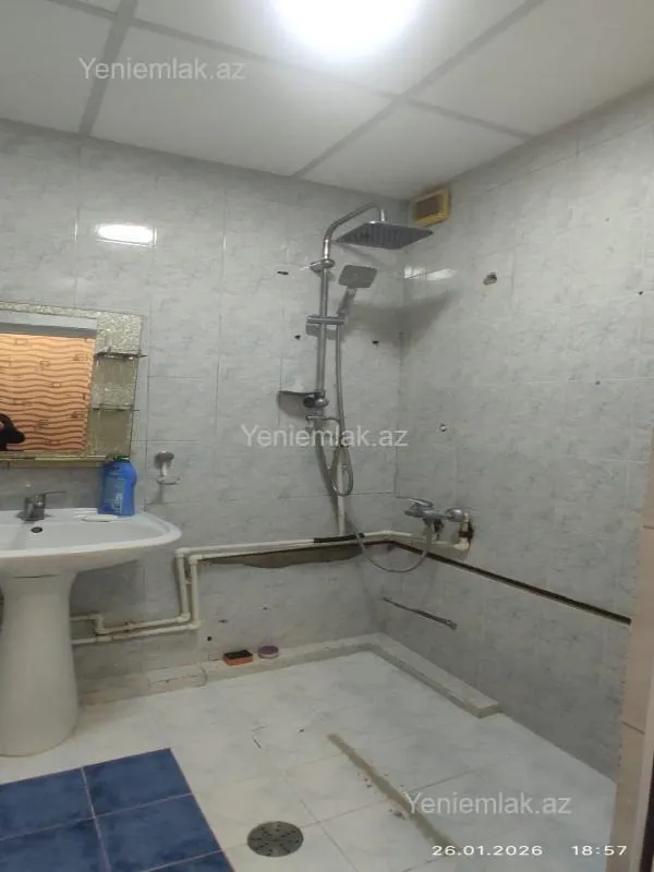 Satılır 3 otaqlı köhnə tikili 69 m²