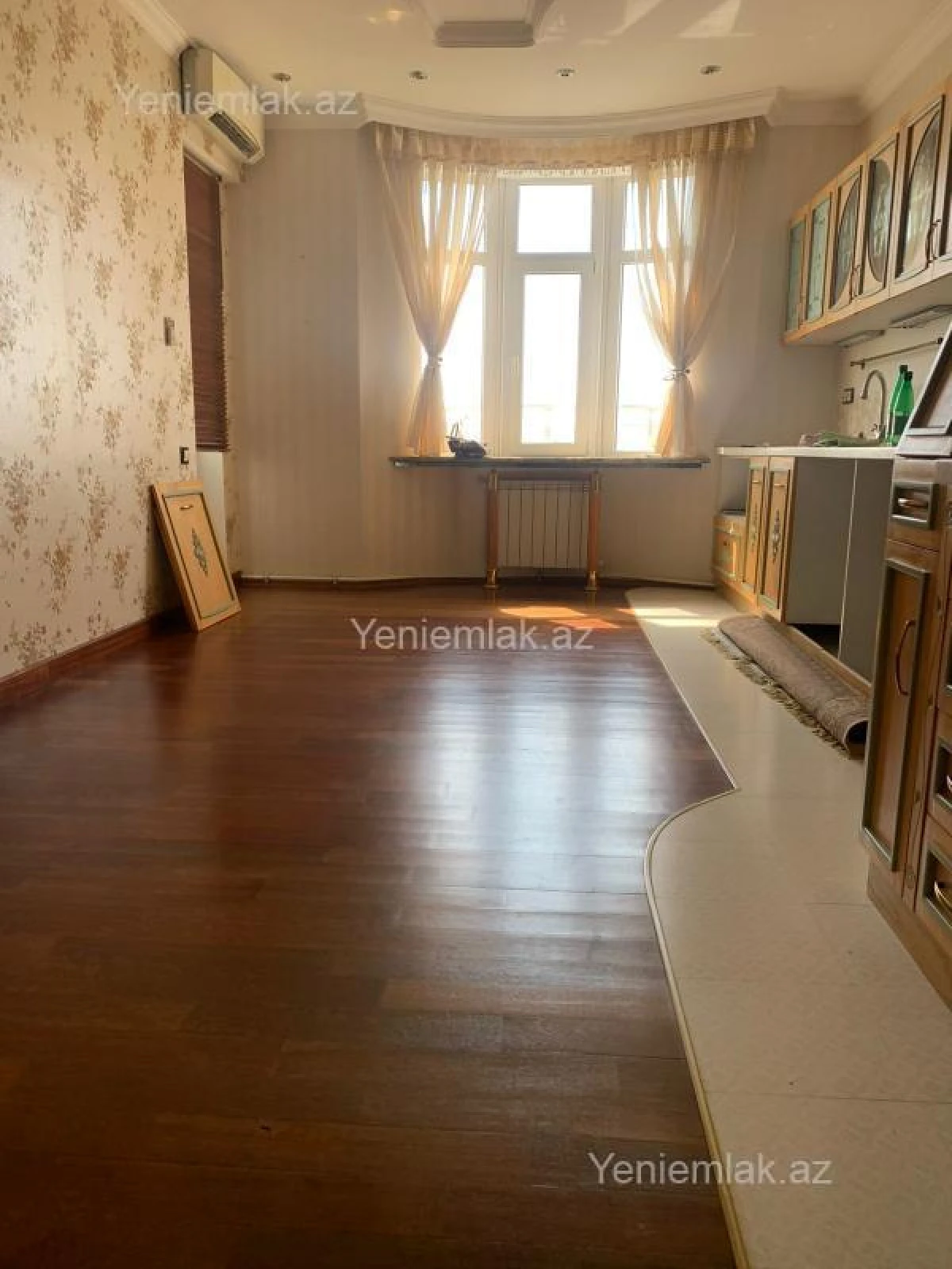 Satılır 3 otaqlı yeni tikili 125 m²
