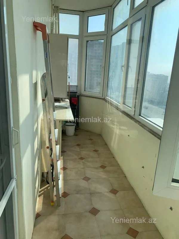 Satılır 3 otaqlı yeni tikili 125 m²