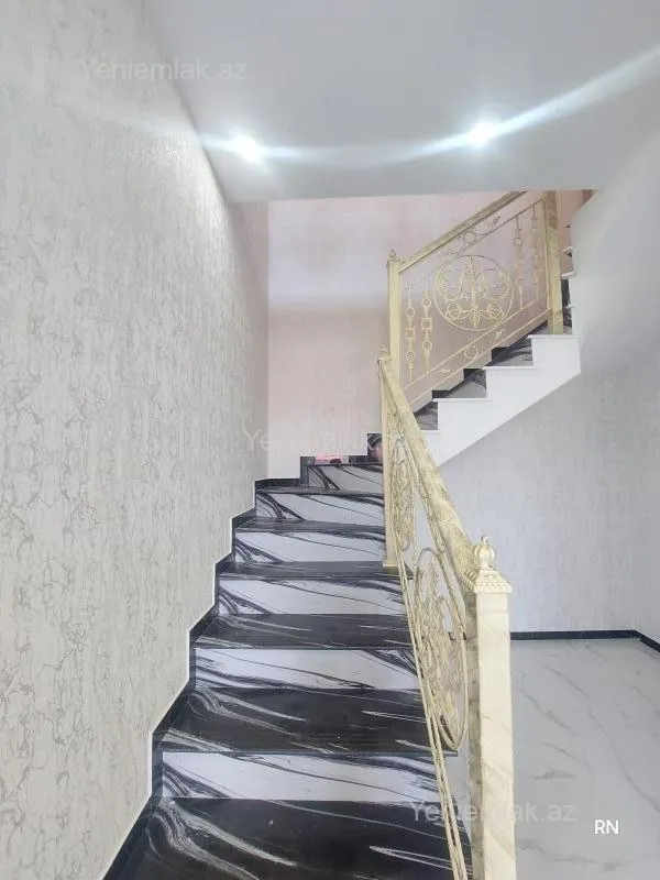 Satılır 4 otaqlı həyət evi 150 m²