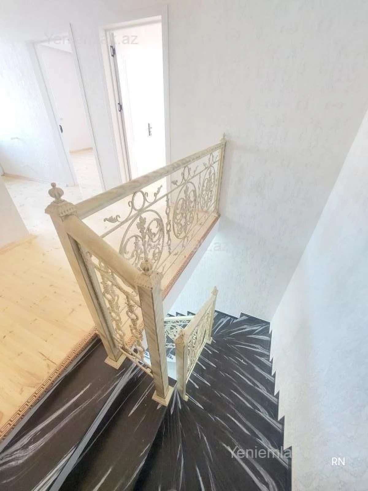 Satılır 4 otaqlı həyət evi 150 m²