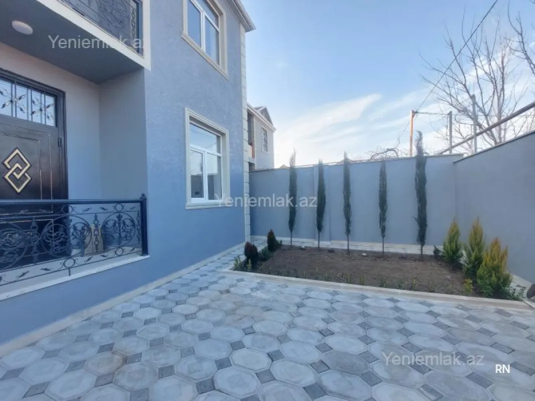 Satılır 4 otaqlı həyət evi 150 m²