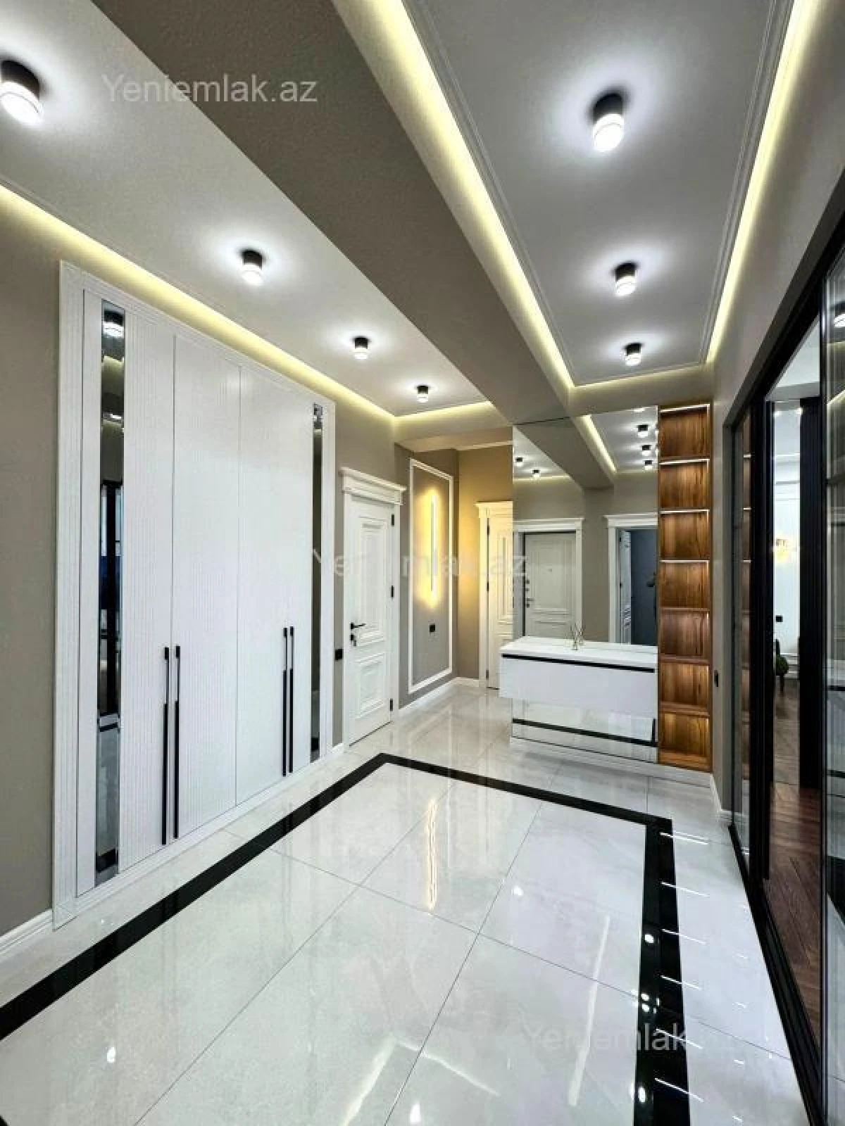 Satılır 2 otaqlı yeni tikili 86 m²