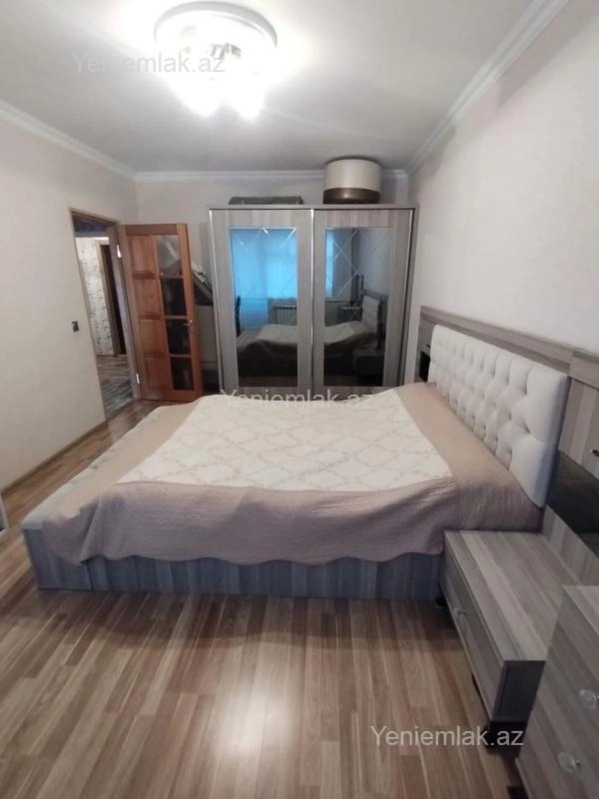 Satılır 3 otaqlı köhnə tikili 75 m²