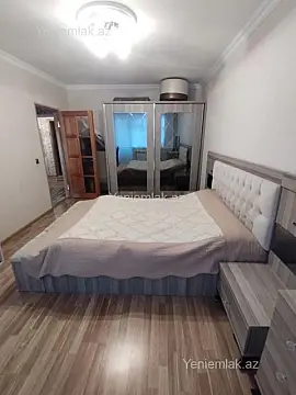 Satılır 3 otaqlı köhnə tikili 75 m²