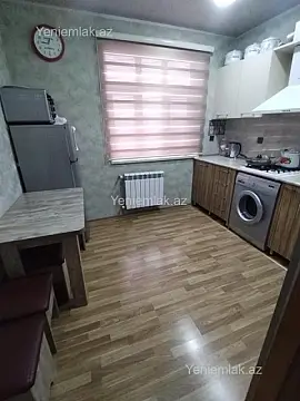 Satılır 3 otaqlı köhnə tikili 75 m²