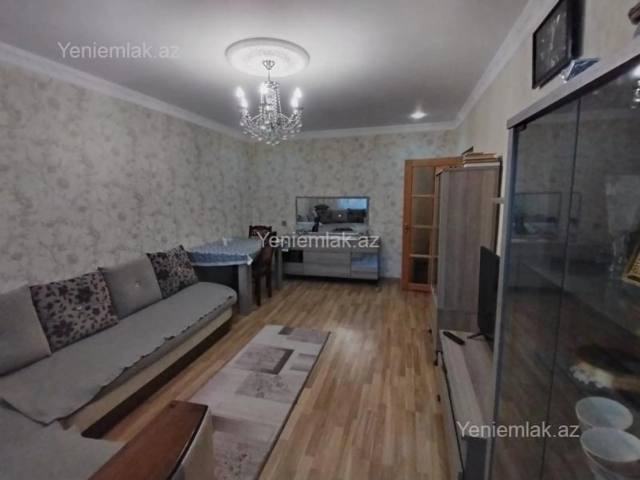 Satılır 3 otaqlı köhnə tikili 75 m²