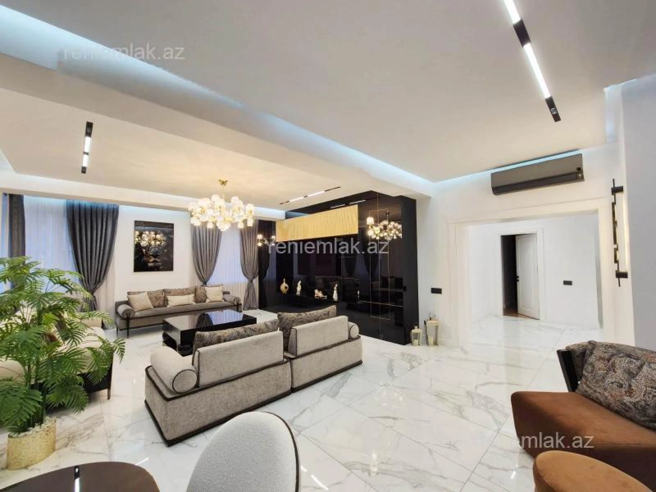 Satılır 4 otaqlı yeni tikili 192 m²