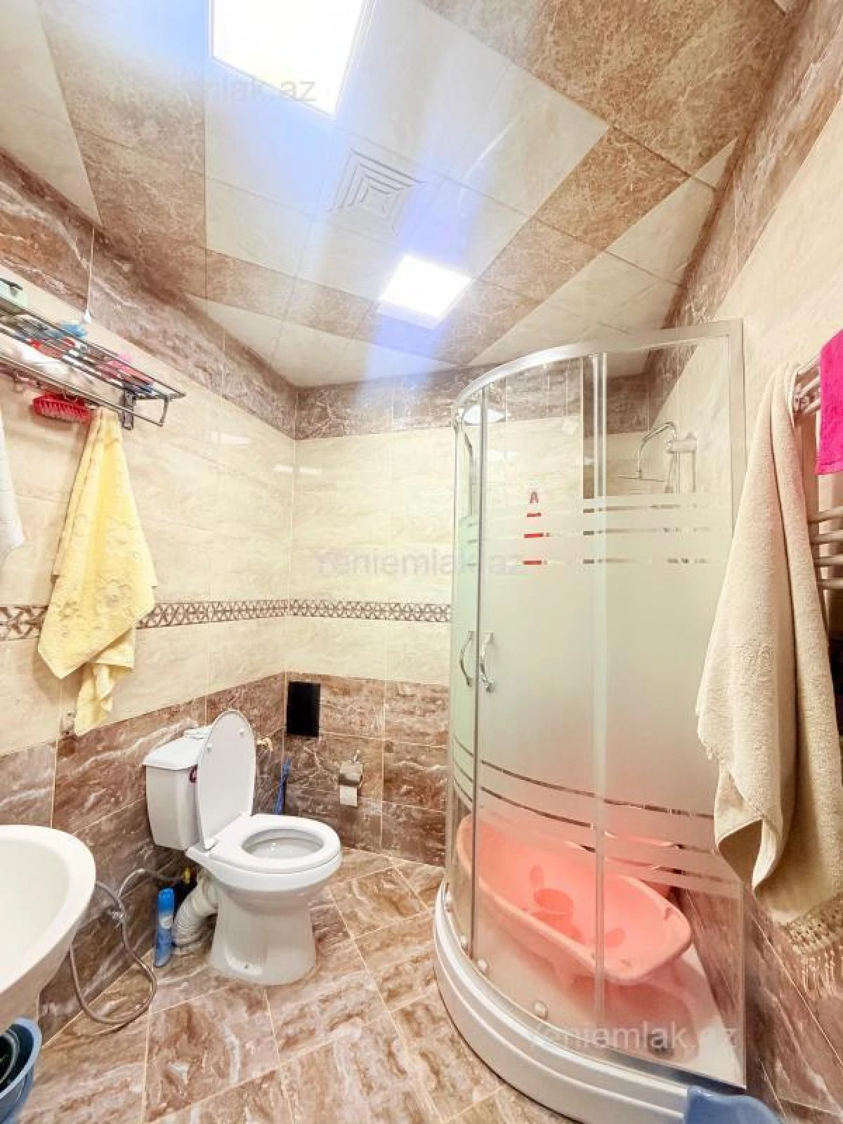 Satılır 2 otaqlı yeni tikili 93 m²