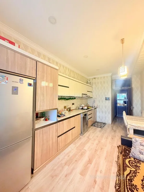Satılır 2 otaqlı yeni tikili 93 m²