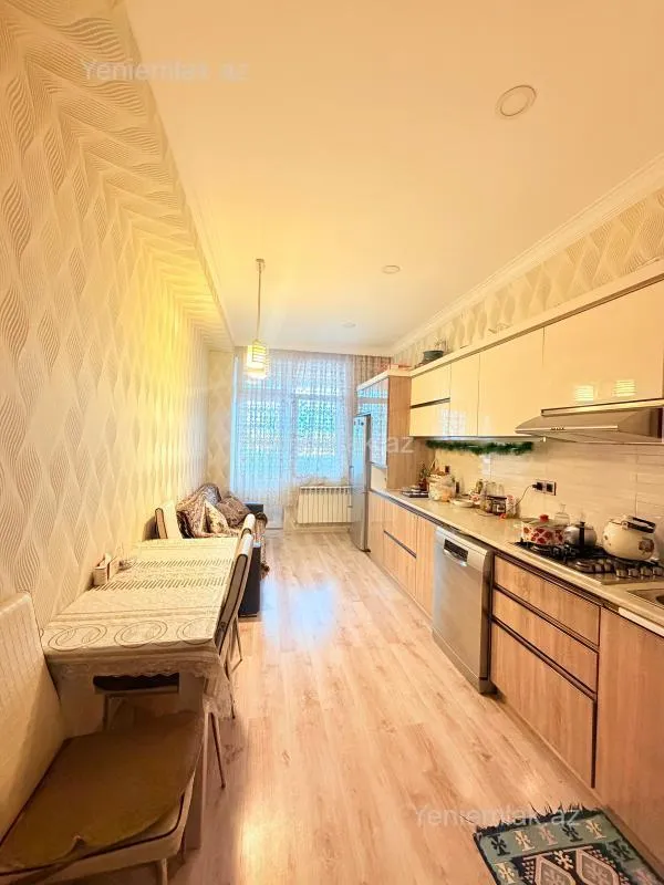 Satılır 2 otaqlı yeni tikili 93 m²