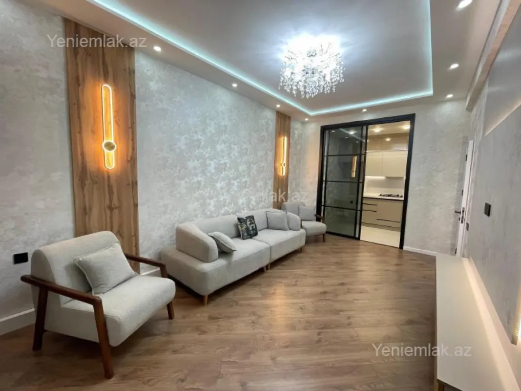 Satılır 3 otaqlı yeni tikili 80 m²