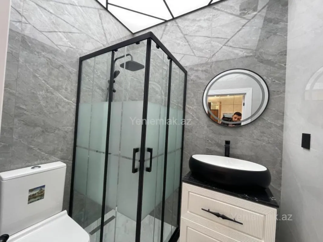 Satılır 3 otaqlı yeni tikili 80 m²