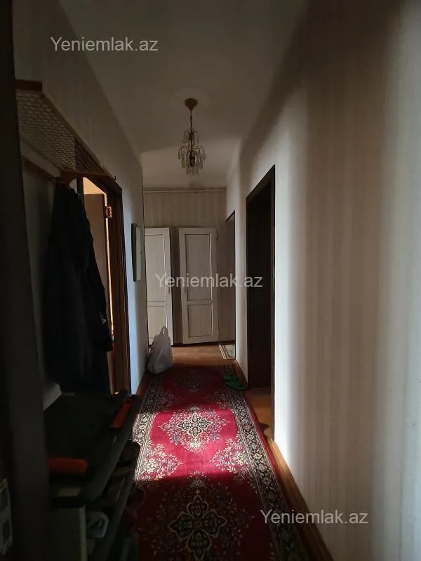 Satılır 4 otaqlı köhnə tikili 80 m²