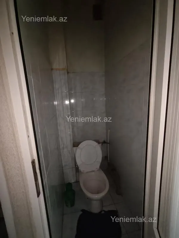 Satılır 4 otaqlı köhnə tikili 80 m²