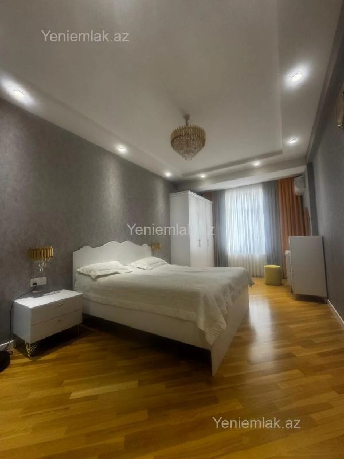 Satılır 4 otaqlı yeni tikili 141 m²