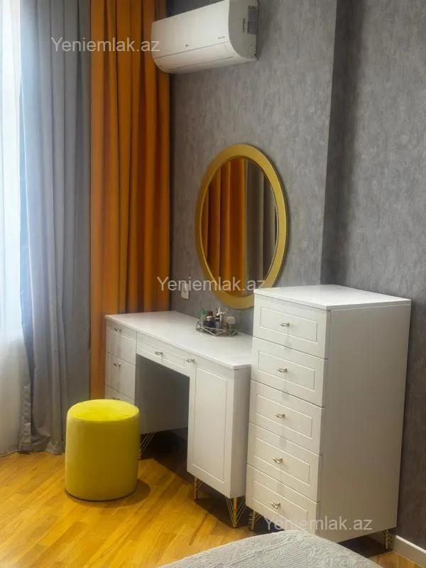 Satılır 4 otaqlı yeni tikili 141 m²