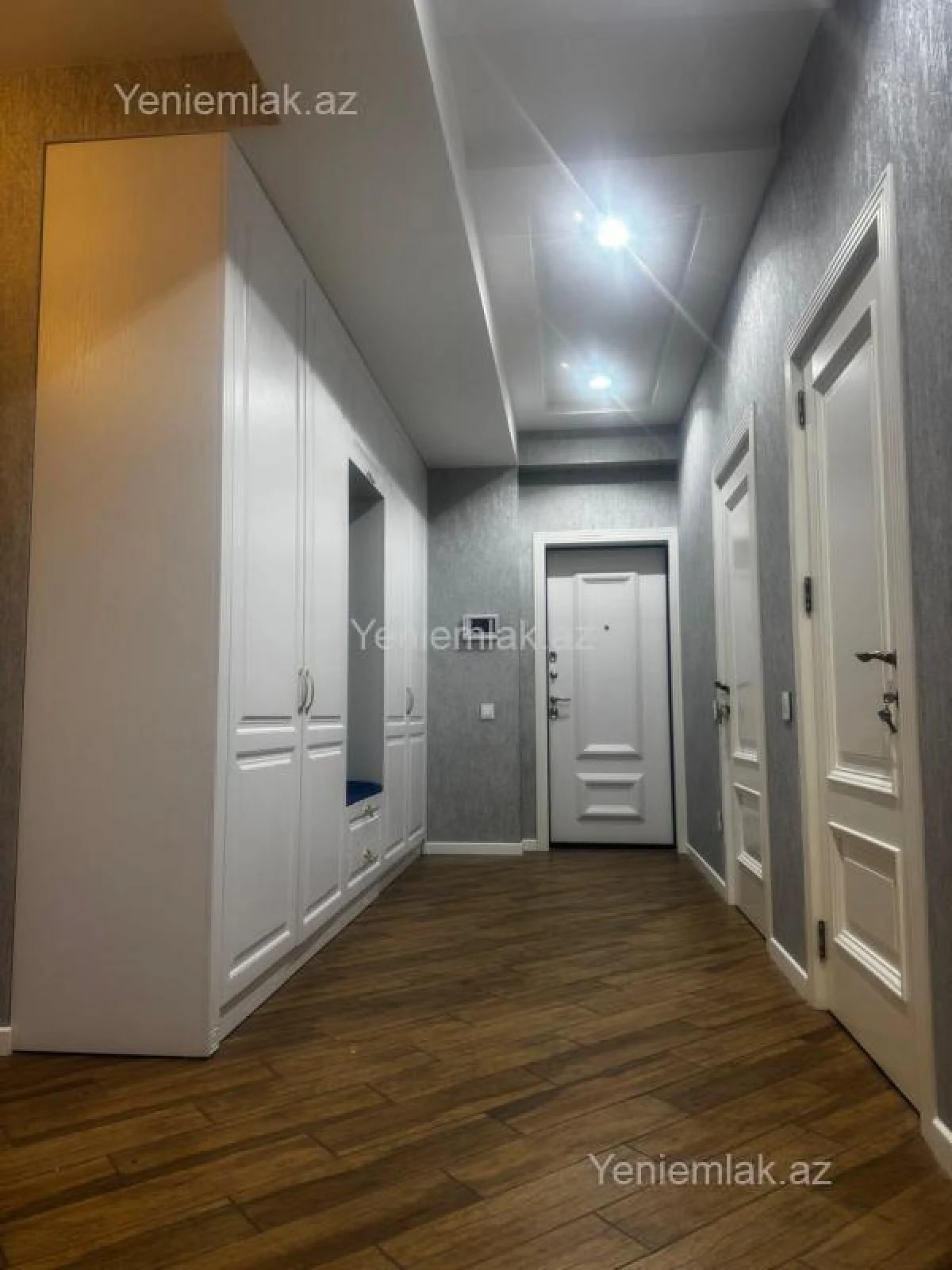 Satılır 4 otaqlı yeni tikili 141 m²