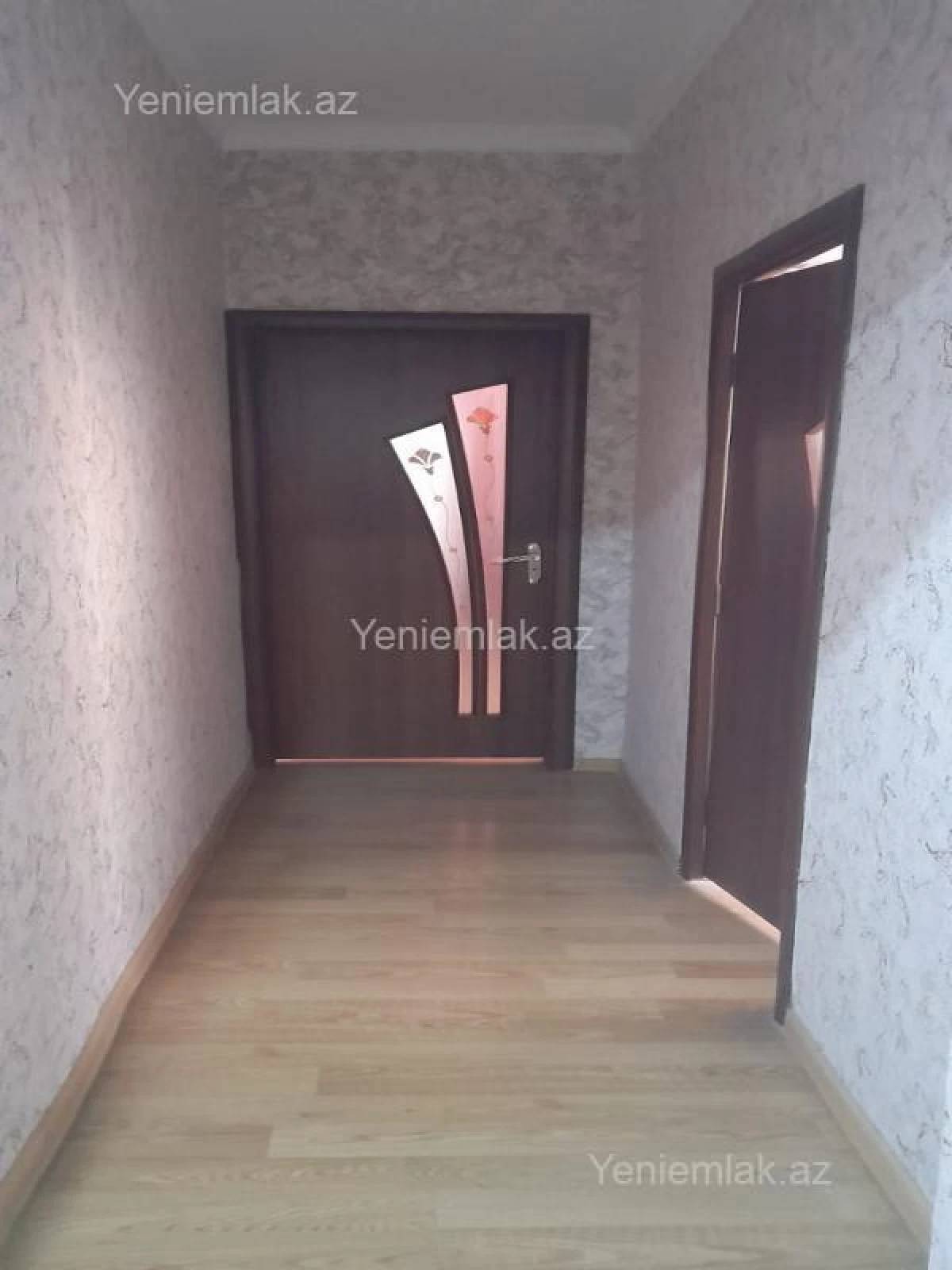 Satılır 5 otaqlı köhnə tikili 120 m²