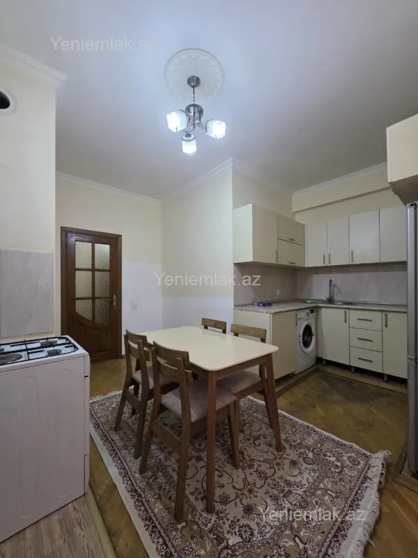 Satılır 2 otaqlı yeni tikili 85 m²