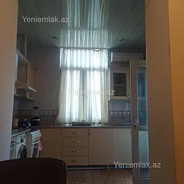 Satılır 2 otaqlı köhnə tikili 60 m²