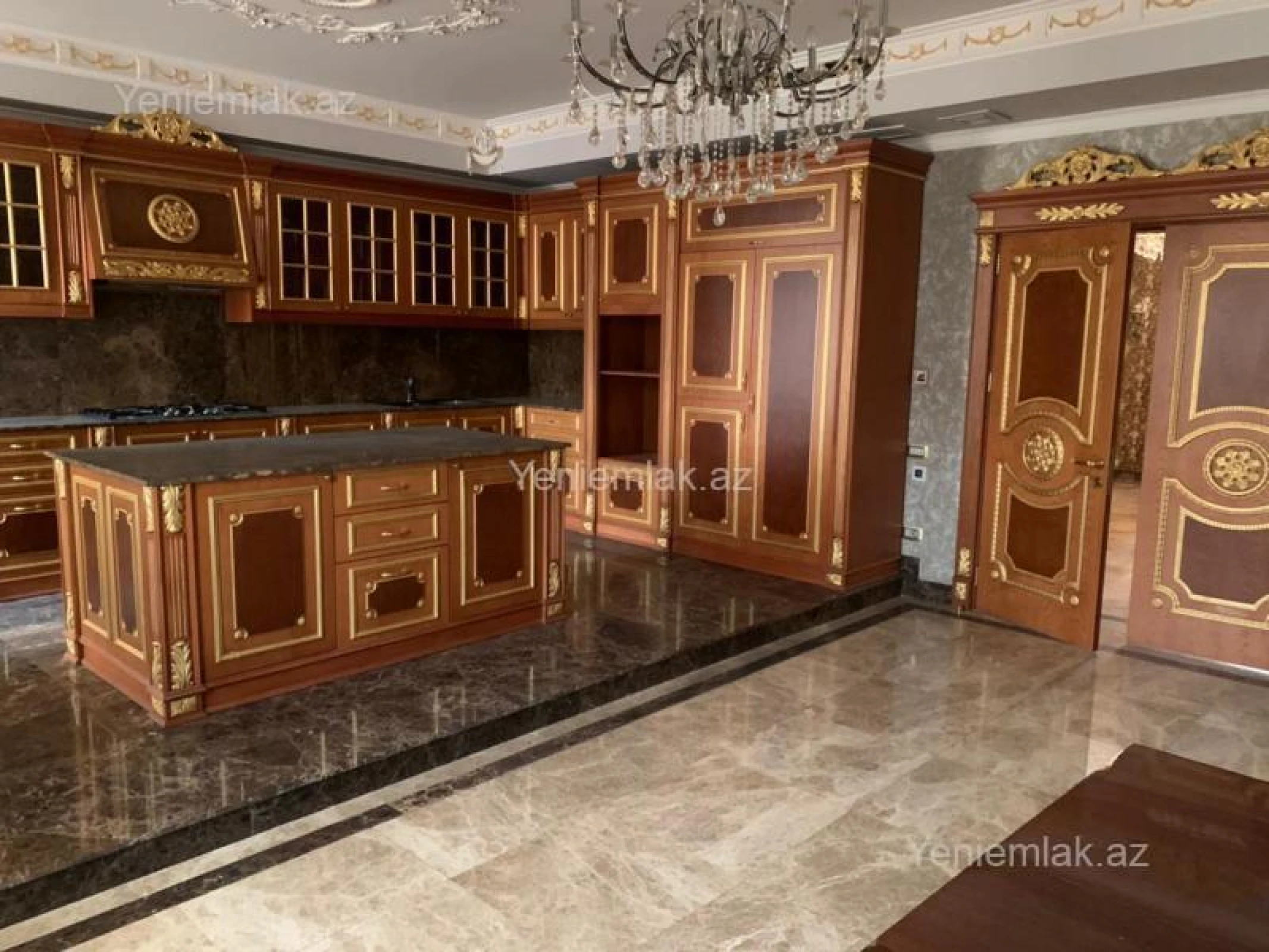 Satılır 6 otaqlı yeni tikili 400 m²