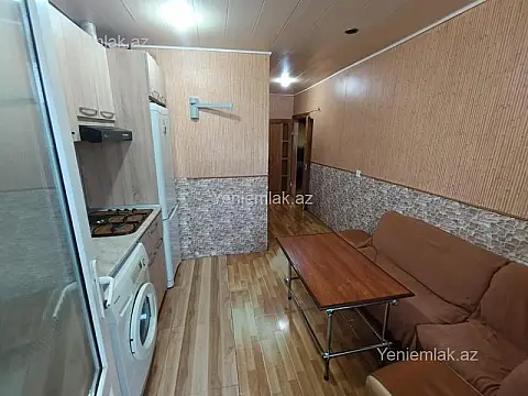 Satılır 3 otaqlı köhnə tikili 80 m²
