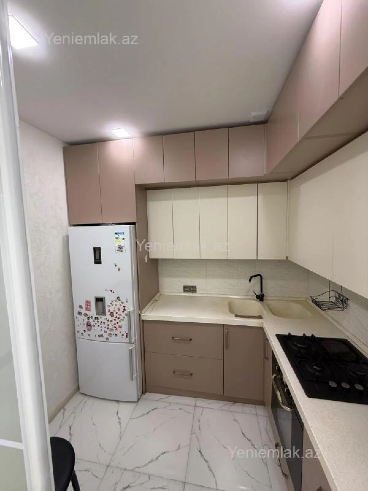 Satılır 2 otaqlı yeni tikili 64 m²