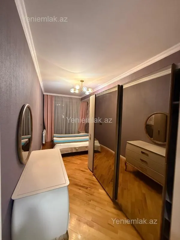 Satılır 2 otaqlı yeni tikili 64 m²
