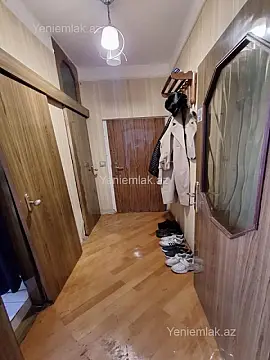 Satılır 2 otaqlı köhnə tikili 50 m²