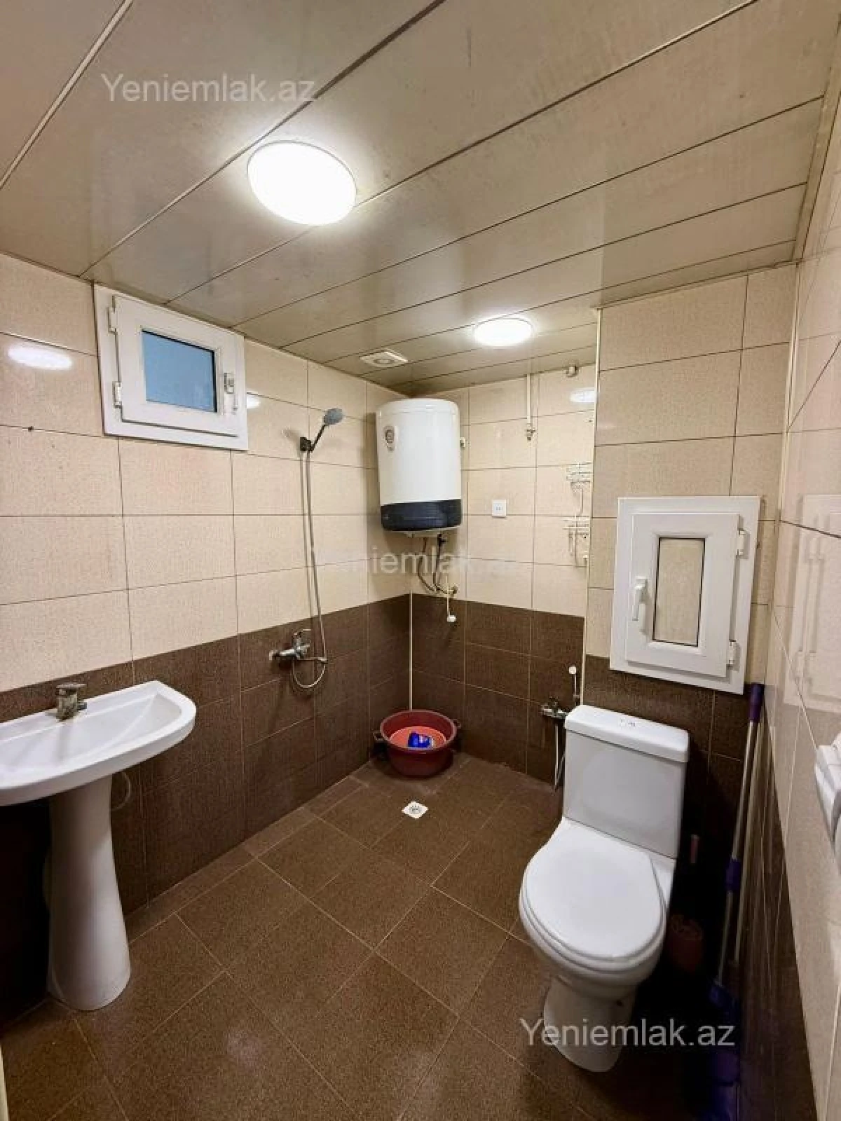 Satılır 1 otaqlı köhnə tikili 45 m²