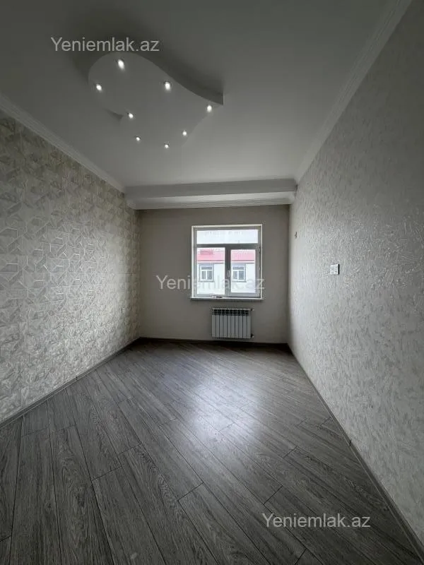 Satılır 3 otaqlı yeni tikili 82 m²