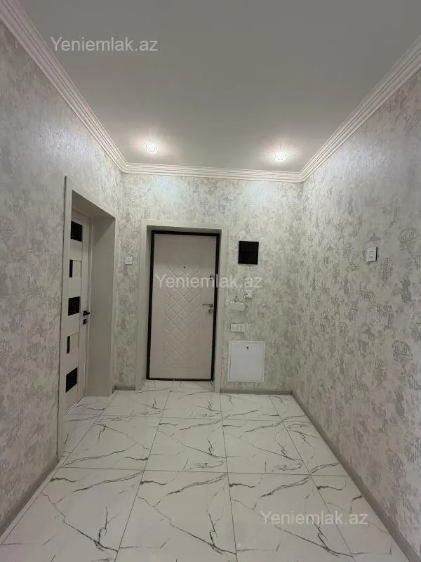 Satılır 3 otaqlı yeni tikili 82 m²