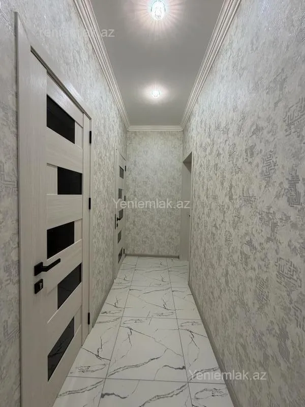 Satılır 3 otaqlı yeni tikili 82 m²