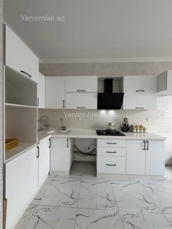 Satılır 3 otaqlı yeni tikili 82 m²