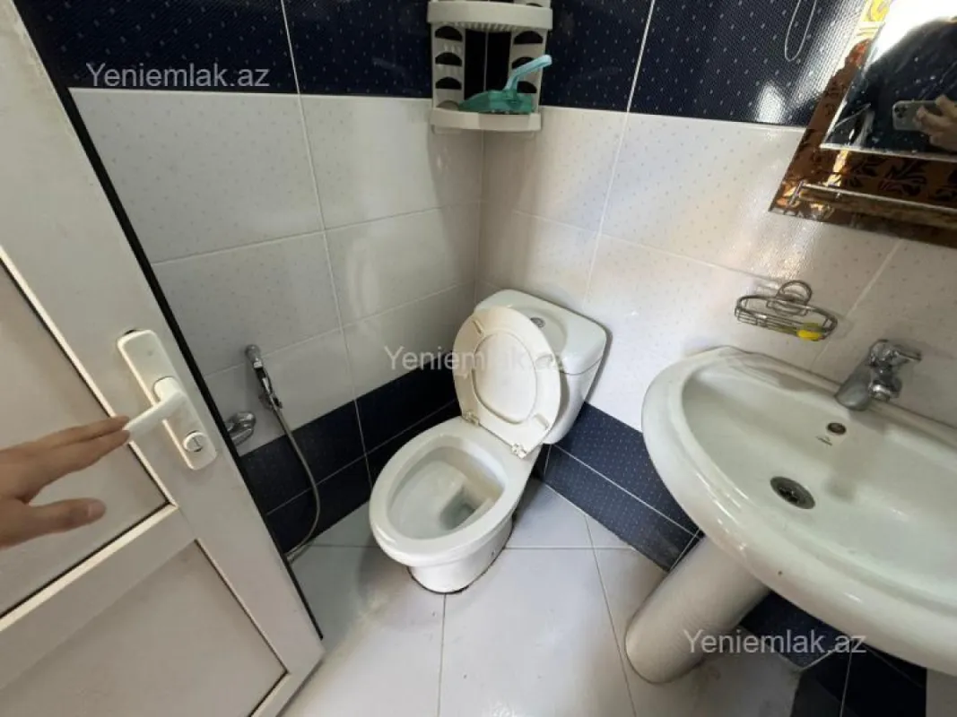 Satılır 2 otaqlı həyət evi 70 m²