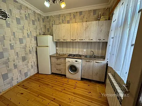 Satılır 2 otaqlı həyət evi 70 m²